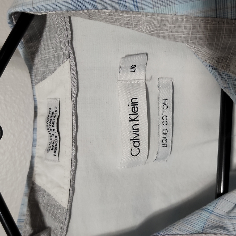 Calvin Klein Button Up - Picture 2 of 4